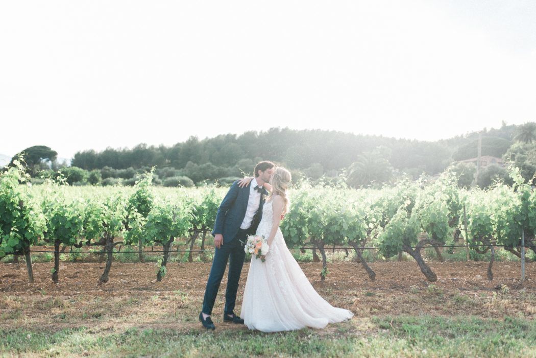 mariage au domaine de Galoupet la londe les maures dans les vignes par un photographe professionnel pixaile photography