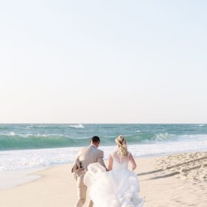 after wedding en gironde sur les plages océane du bassin d'arcahon proche de biscarrosse avec pixaile photography photographe professionnel de mariage en gironde