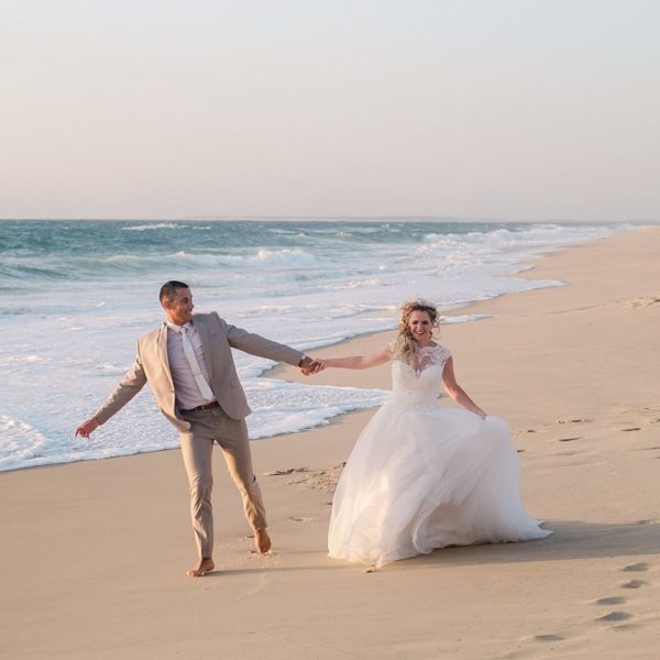 after wedding à l'ocean sur la plage de Biscarrosse à coté de la teste de Buch avec pixaile photography photographe de mariage professionnel