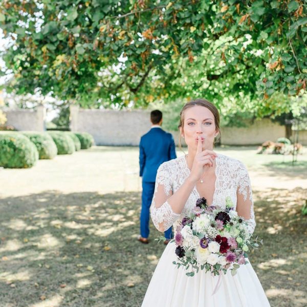 first look au chateau de la ligne pour leur mariage photos réalisé par pixaile photography photographe de mariage