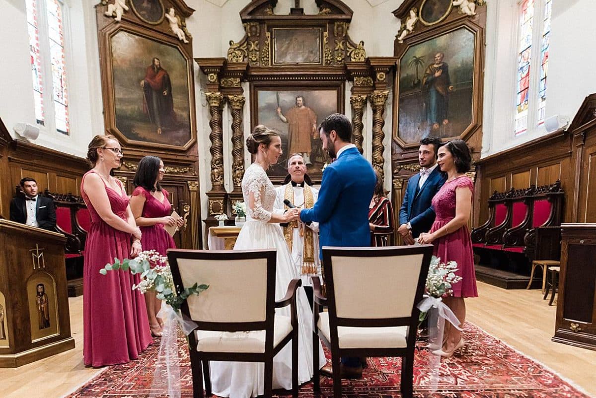 photographe de mariage sur le Bassin d'Arcachon à l'église de la teste de Buch échange alliances photos réalisé par pixaile photography