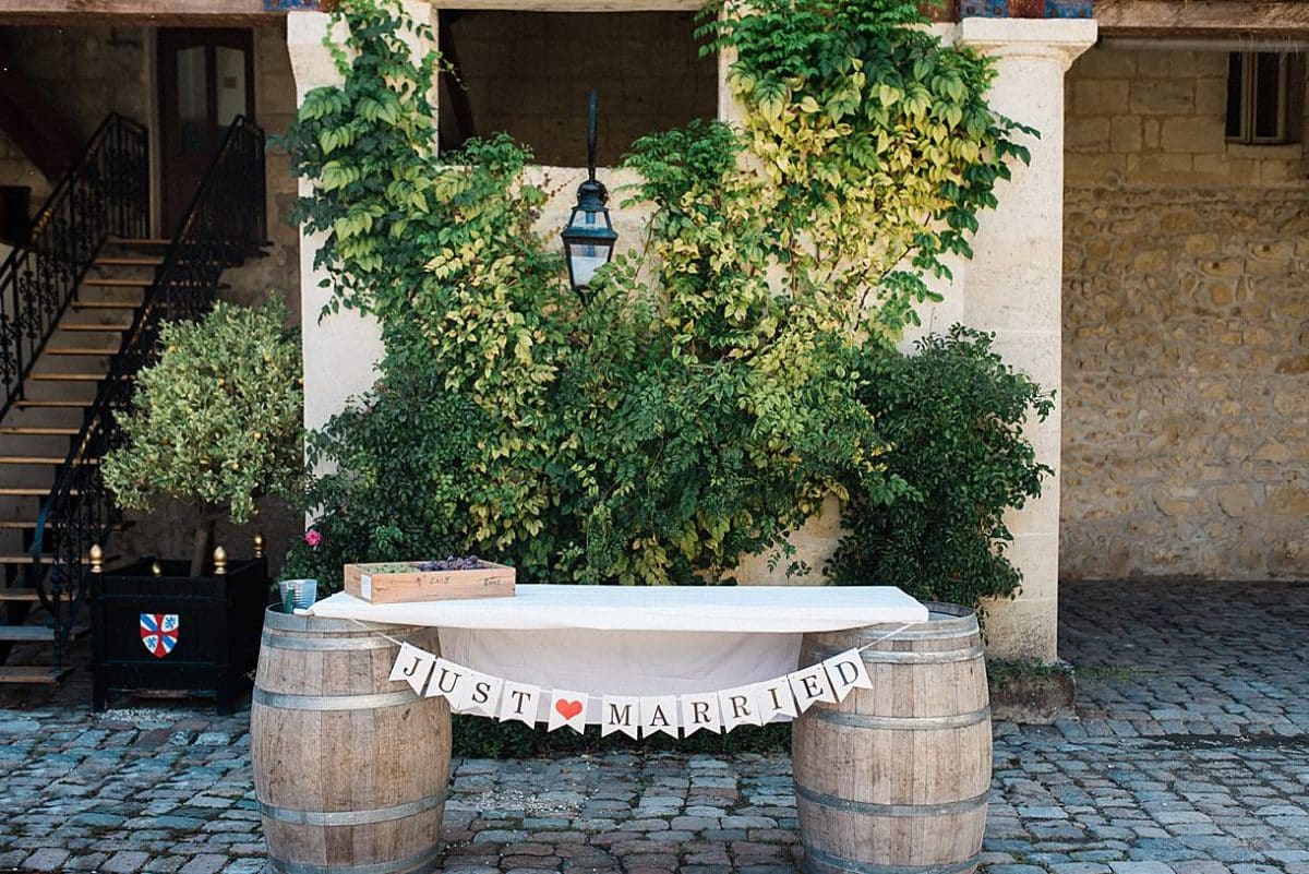 photographe de mariage en gironde au chateau de la ligne lors d'un cocktail à lignan de bordeaux par pixaile photography