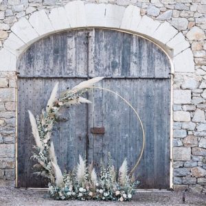 décoration florale réalisé par virginie d'alessio et dirigé par shade Waves wedding planner, photos réalisé un photographe de mariage professionnel en Provence.