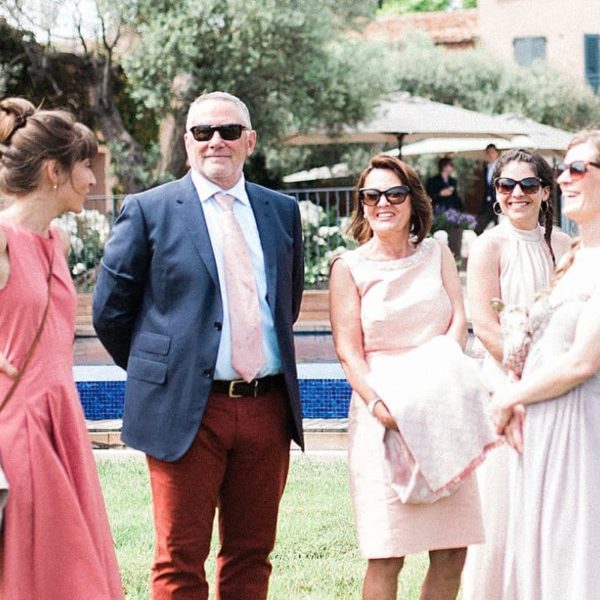 the guests at domain galoupet on a prestige wedding in provence with pixaile photography wedding photographer
