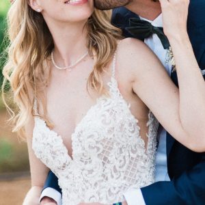 photoshoot with the bride and groom at domain galoupet in provence by pixaile photography french wedding photographer