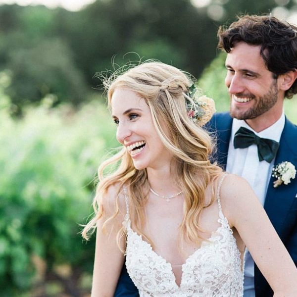 photoshoot with the bride and groom at domain galoupet in provence by pixaile photography french wedding photographer