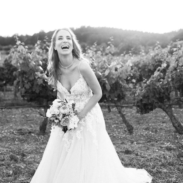 photoshoot with the bride and groom at domain galoupet in provence by pixaile photography french wedding photographer