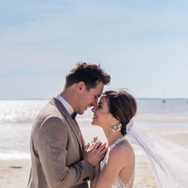 wedding luxury at Villa la Tosca on beach on Arcachon bay by Pixaile Photography wedding photographer in Gironde near Bordeaux