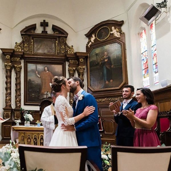 Beautiful wedding in church at the teste de buch on the arcachon bay with pixaile photography french wedding photographer in Gironde near bordeaux