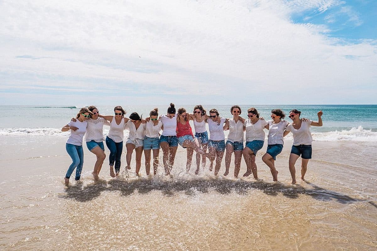 shooting EVJF a Biscarrosse dans les Landes au bord de la plage par pixaile photography photographe professionnel en Gironde proche de Bordeaux