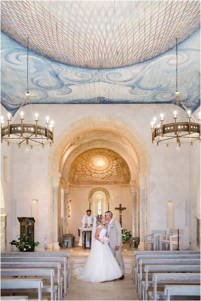 photographe de mariage en Gironde église saint éloix sur le bassin d'arcachon