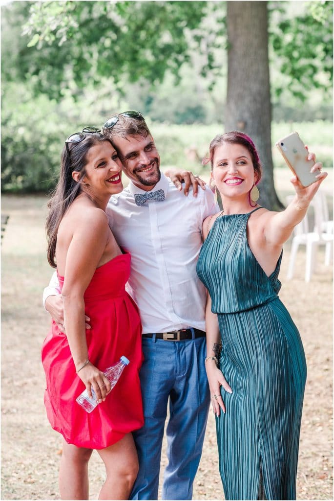 photographe de mariage à Bordeaux lors d'une cérémonie laïque au Chateau Courtade Dubuc