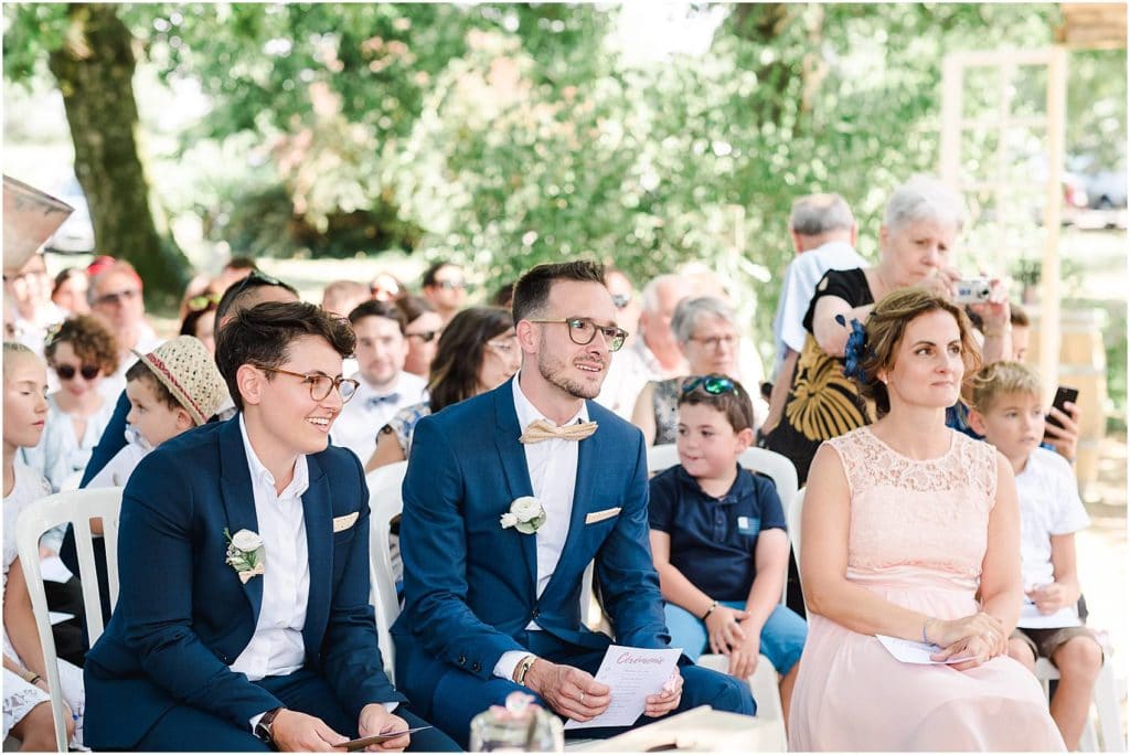 photographe de mariage à Bordeaux lors d'une cérémonie laïque au Chateau Courtade Dubuc