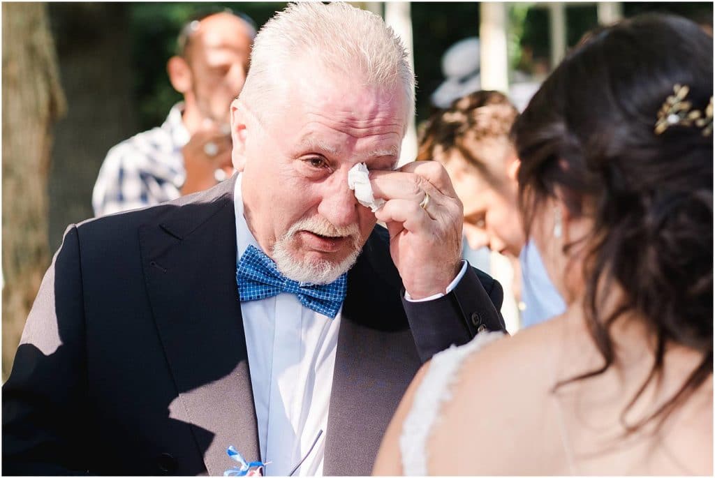 photographe de mariage à Bordeaux lors d'une cérémonie laïque au Chateau Courtade Dubuc