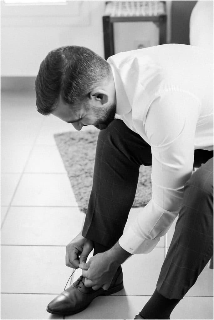 photographe de mariage à Bordeaux lors des préparatifs au chateau Courtade Dubuc