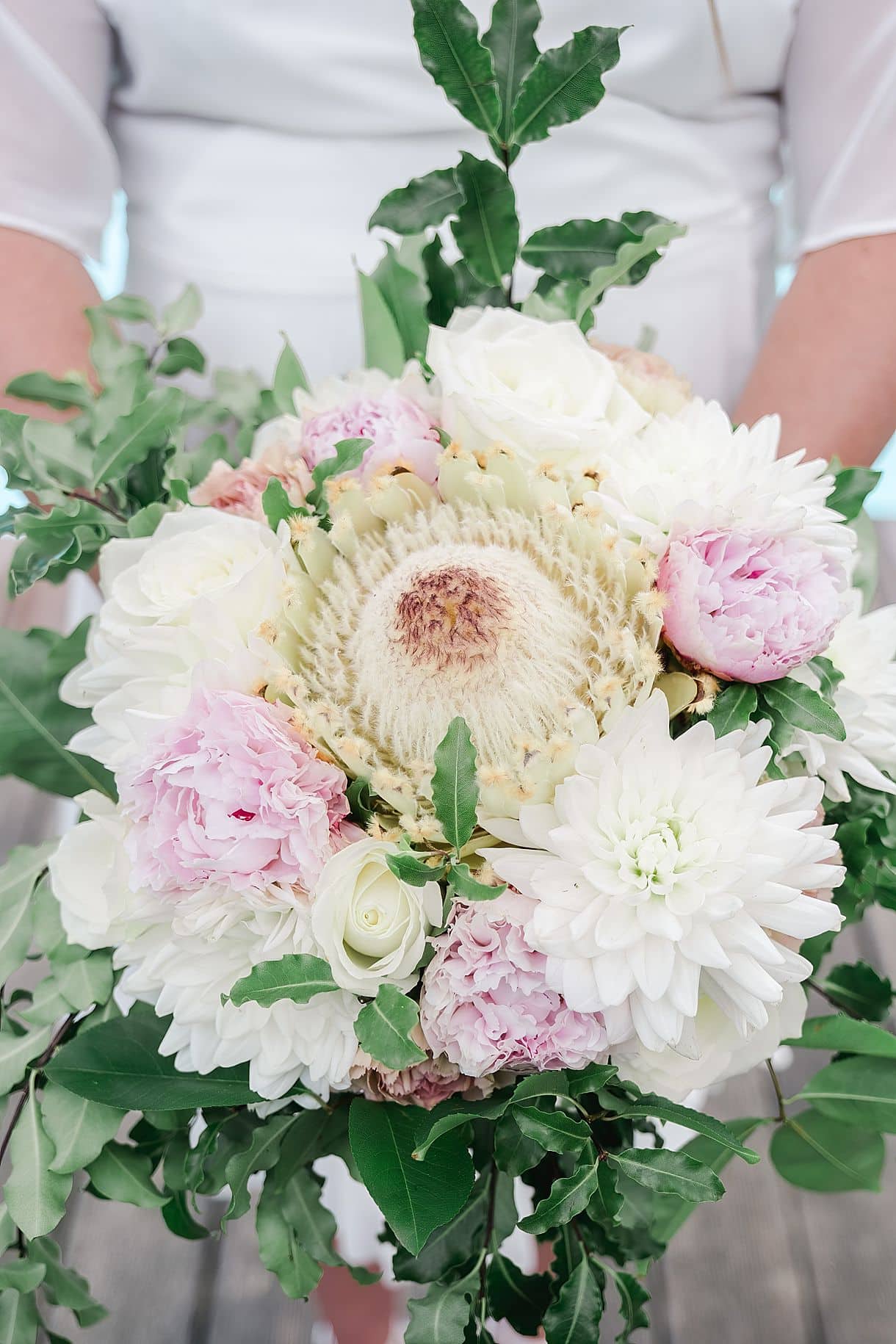 détail du bouquet de la mariée au chateau fengari