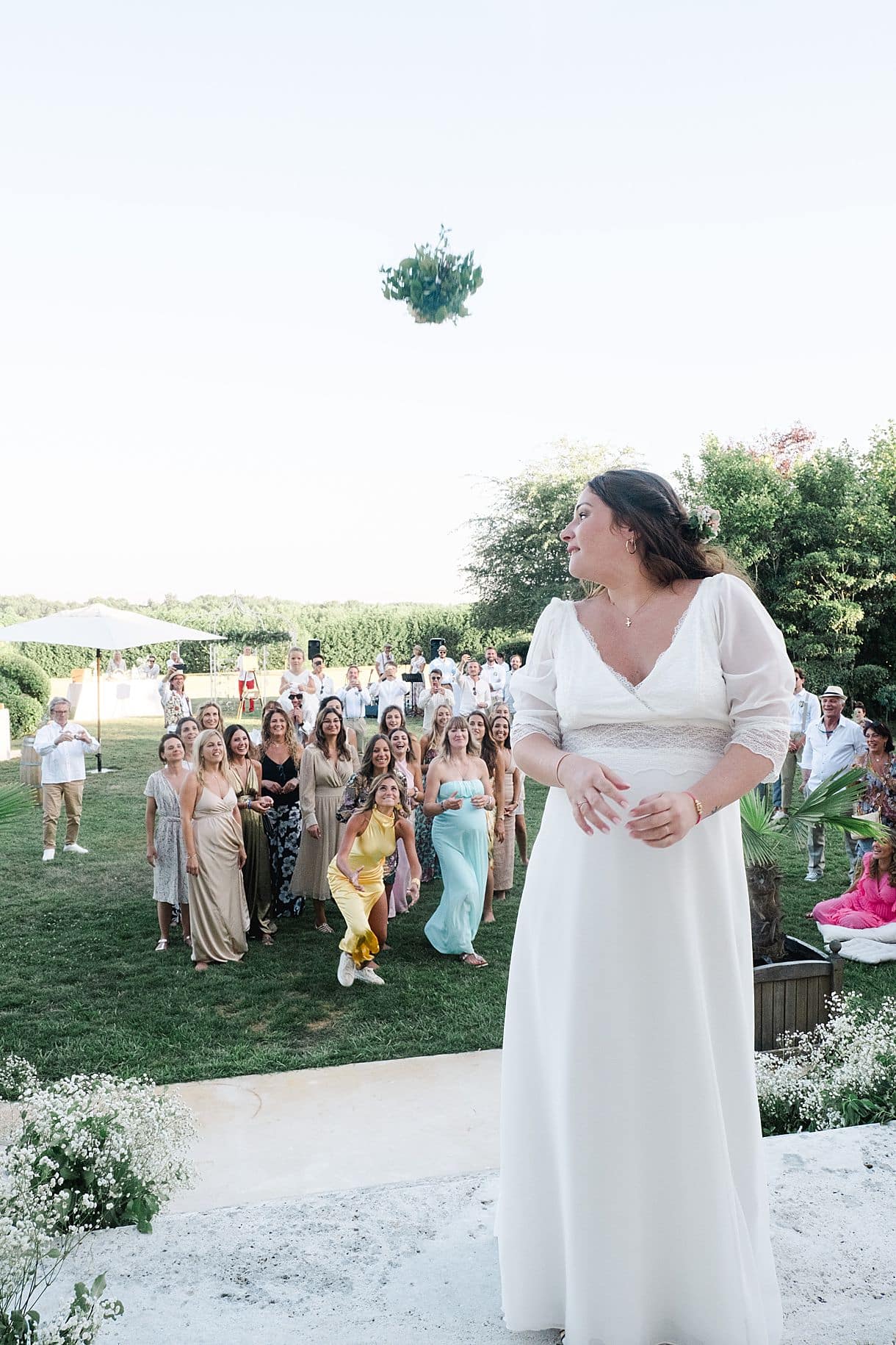 lancet du bouquet de la mariée leslie au chateau fengari photos prise par julien boyer