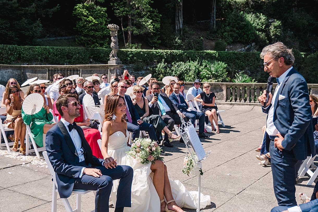 discours du papa à la cérémonie laique ou les mariés sont très heureux au lac de come